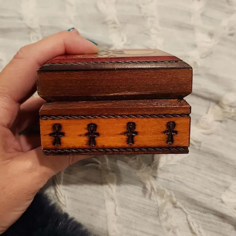 Skull and cross bones wooden trinket box!